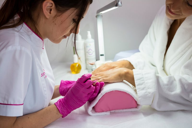Manicure-Pedicure